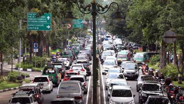 Bandung Dikepung Macet Parah 15 HIngga 16 Mei 2026